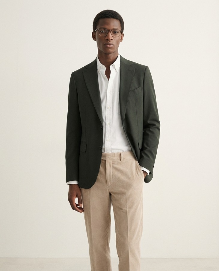 Men's Tailored Studio Editorial — example 2 (fashion, AI generation on Cheeppy)