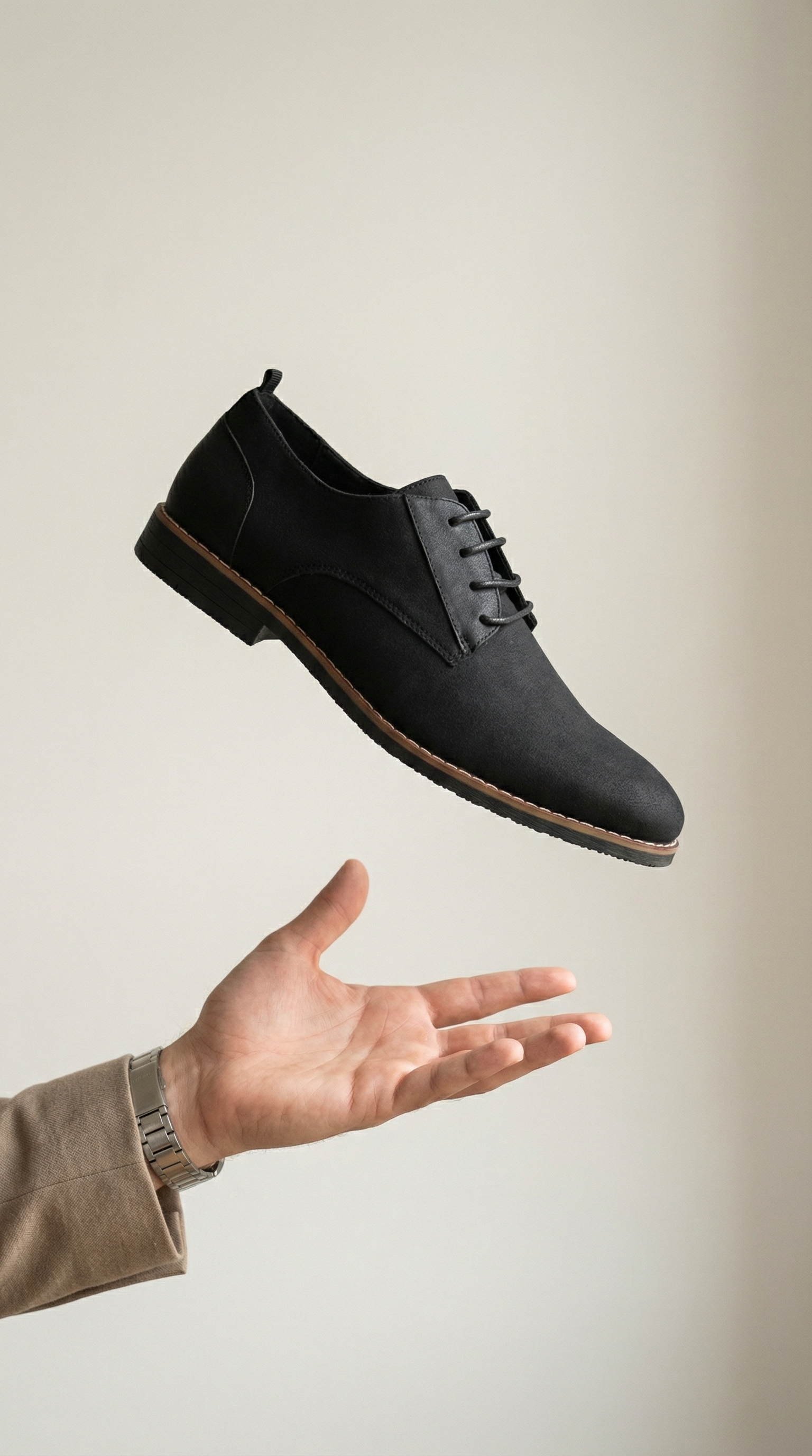 Floating Shoe Focus — example 3 (fashion, AI generation on Cheeppy)