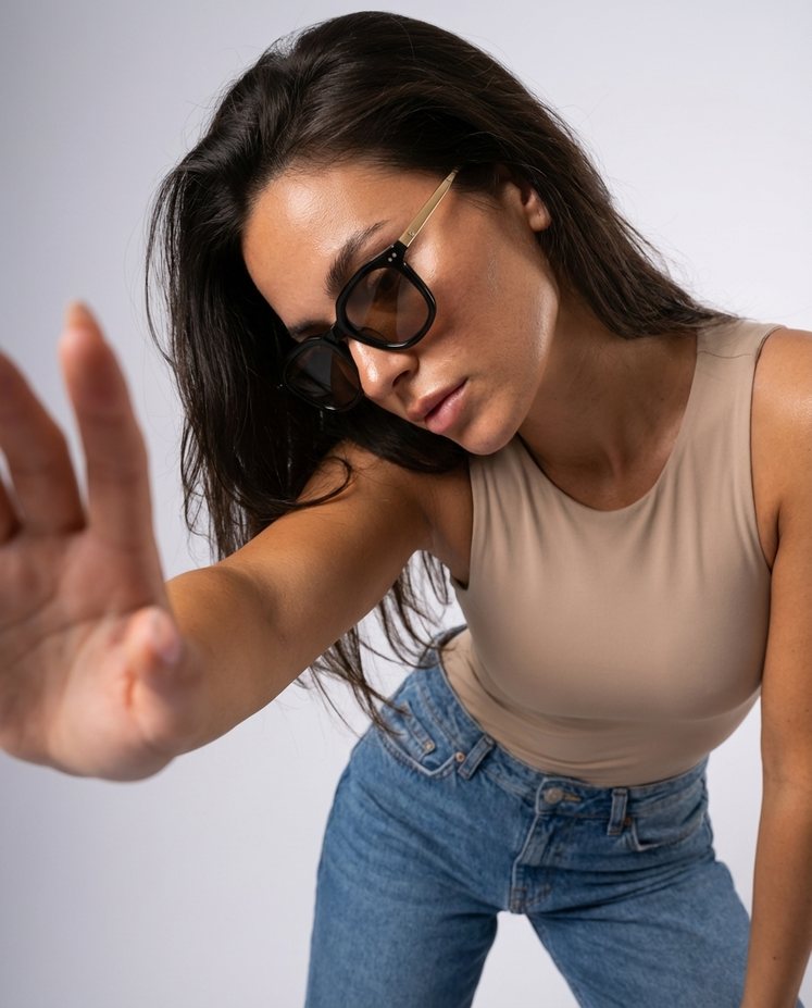 Bold studio sunglasses close-up — example 2 (fashion, AI generation on Cheeppy)