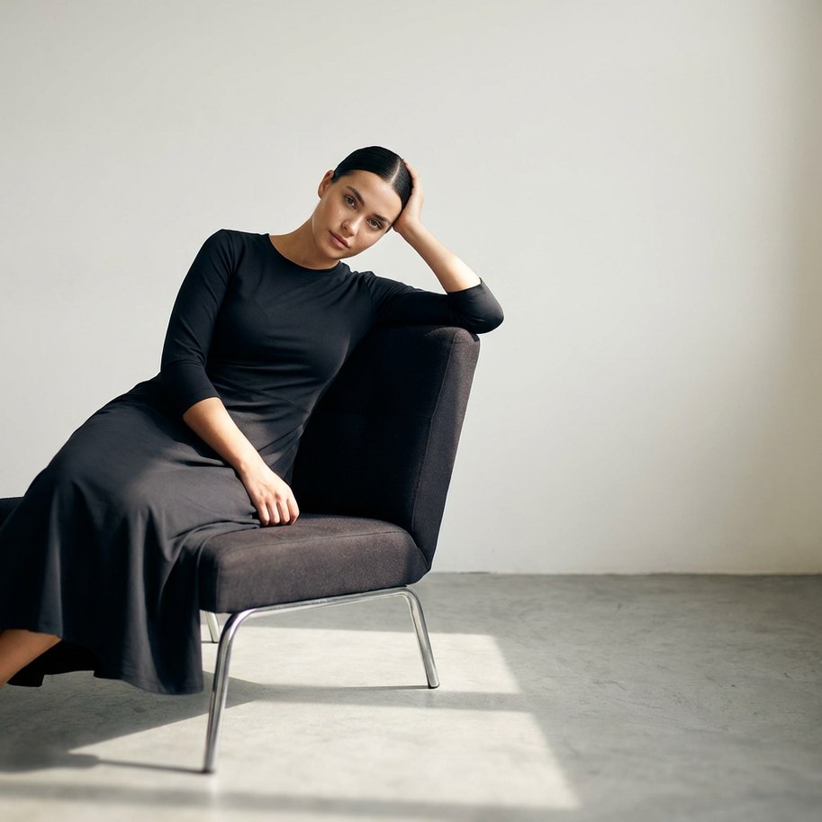Timeless studio elegance for premium catalogs — example 4 (fashion, AI generation on Cheeppy)