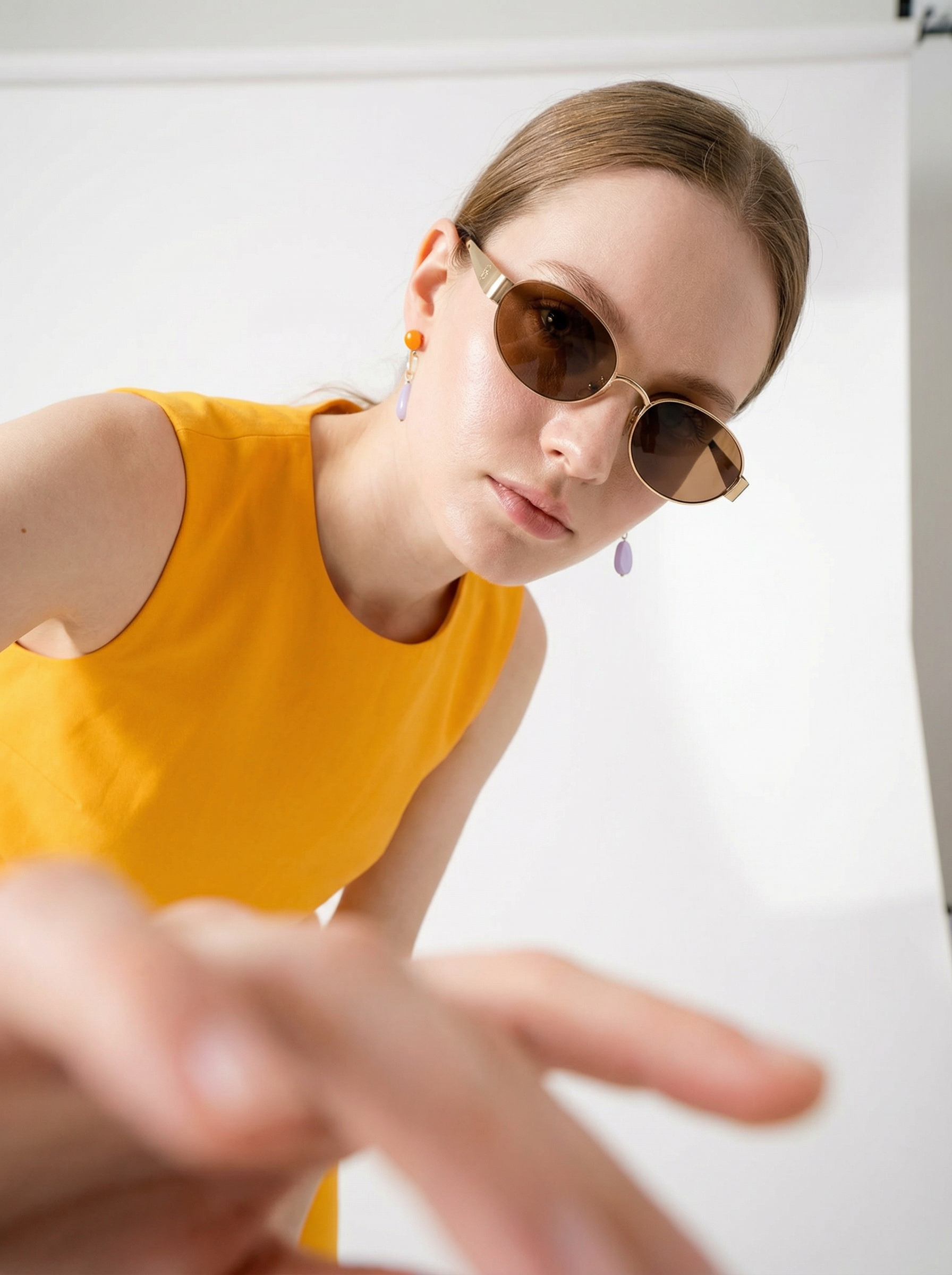 Sunglass Vibe — example 2 (fashion, AI generation on Cheeppy)