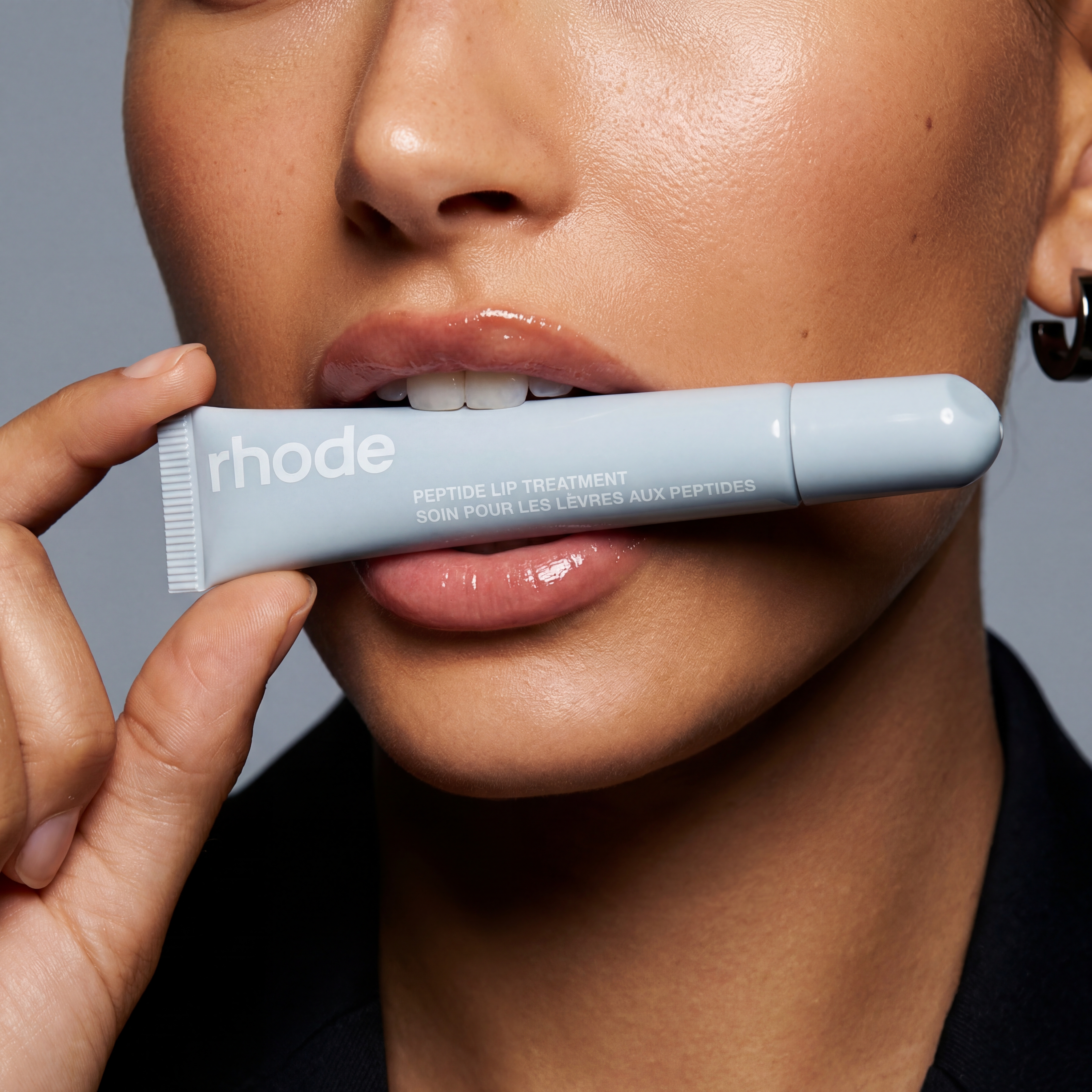 Glam Close-Up Hold — cover image, beauty style by emmarstudio